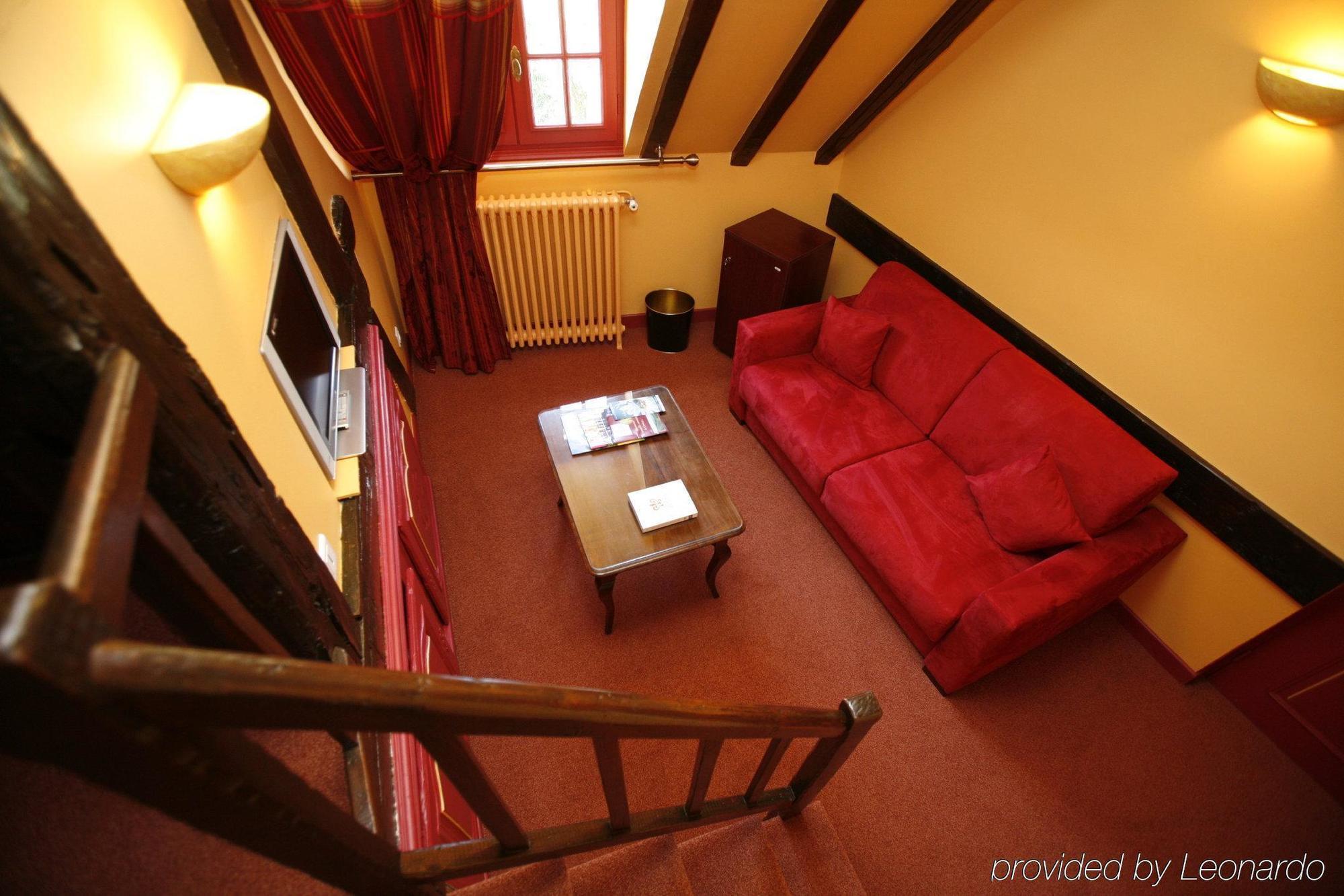 Hotel Chateau De Castel Novel - Les Collectionneurs Varetz Dış mekan fotoğraf
