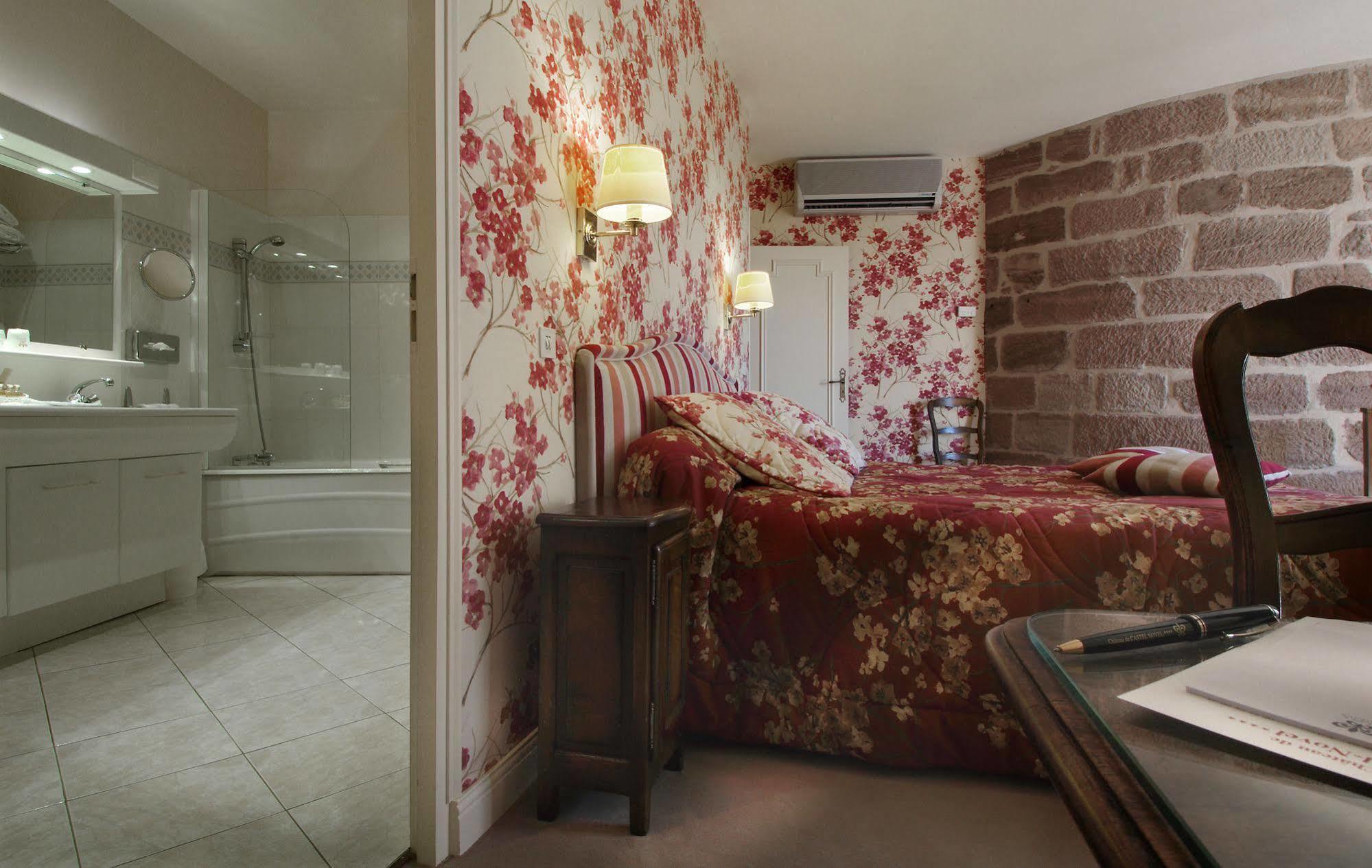 Hotel Chateau De Castel Novel - Les Collectionneurs Varetz Dış mekan fotoğraf